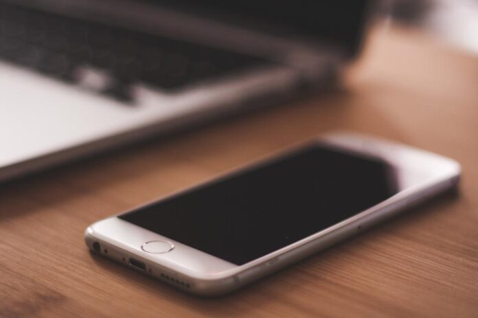 iphone-smartphone ESP32 iPhone Agent: a threat model before you grant AI HID control